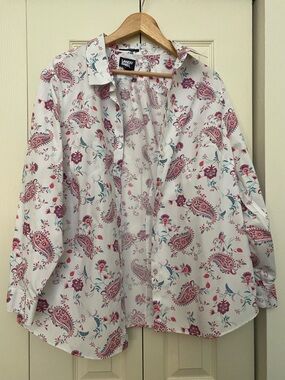 Lands' End White Paisley Floral Button-Up Blouse